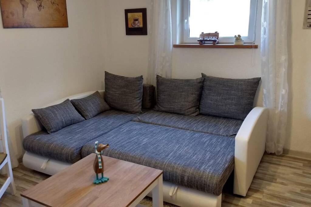 Ruhige Ferienwohnung Inklusive Garten Souterrain - Neu Renoviert Lachen Εξωτερικό φωτογραφία